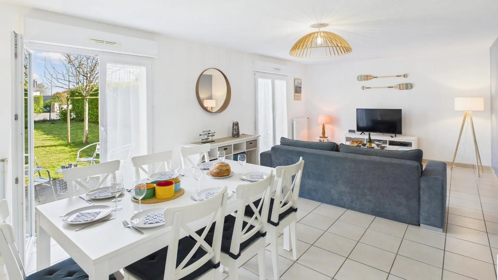 Maison Familiale Pour 7 Proche De La Mer Treffiagat